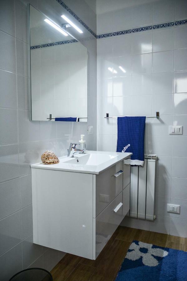 Casa Pomelia Apartment กัสเตลลัมมาเร เดล โกลโฟ ภายนอก รูปภาพ